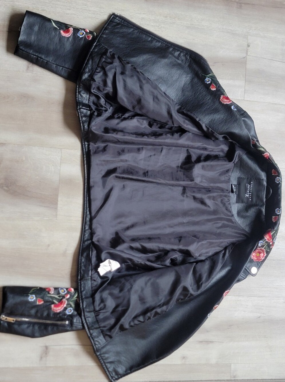 Streetwear Society Floral Embroidered Faux Leather Moto Biker Boho Jacket Size L - Picture 8 of 16